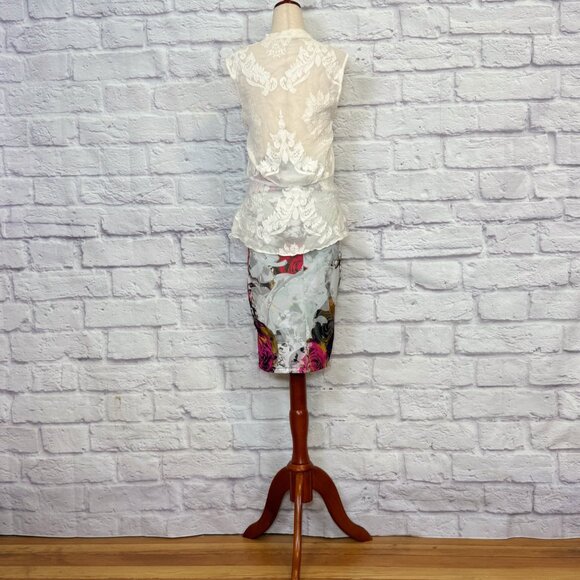 Tt Collection Cream Silk Floral Embroidered Blouse - Picture 6 of 9